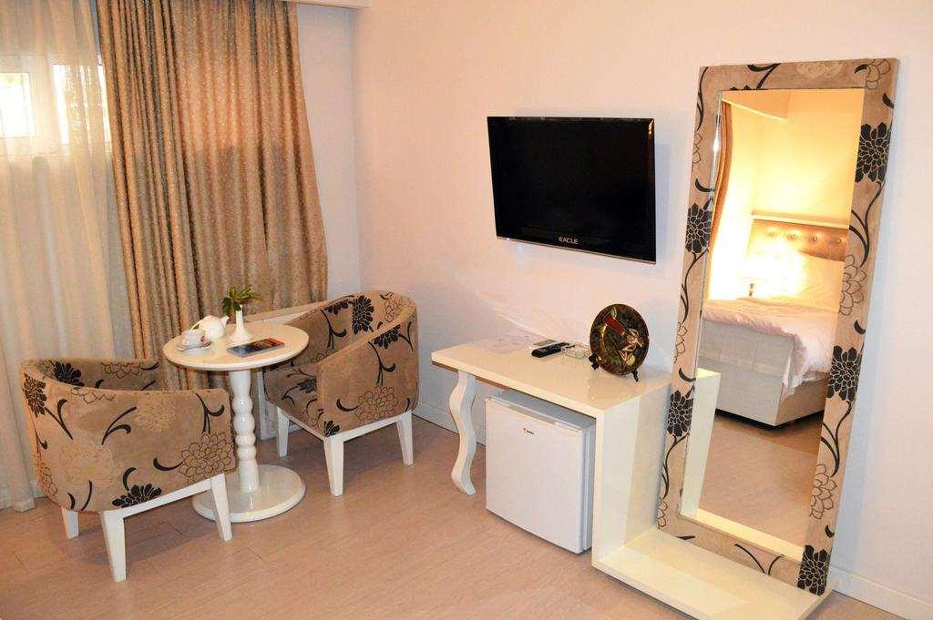 Select City Center Hotel Tirana Room photo